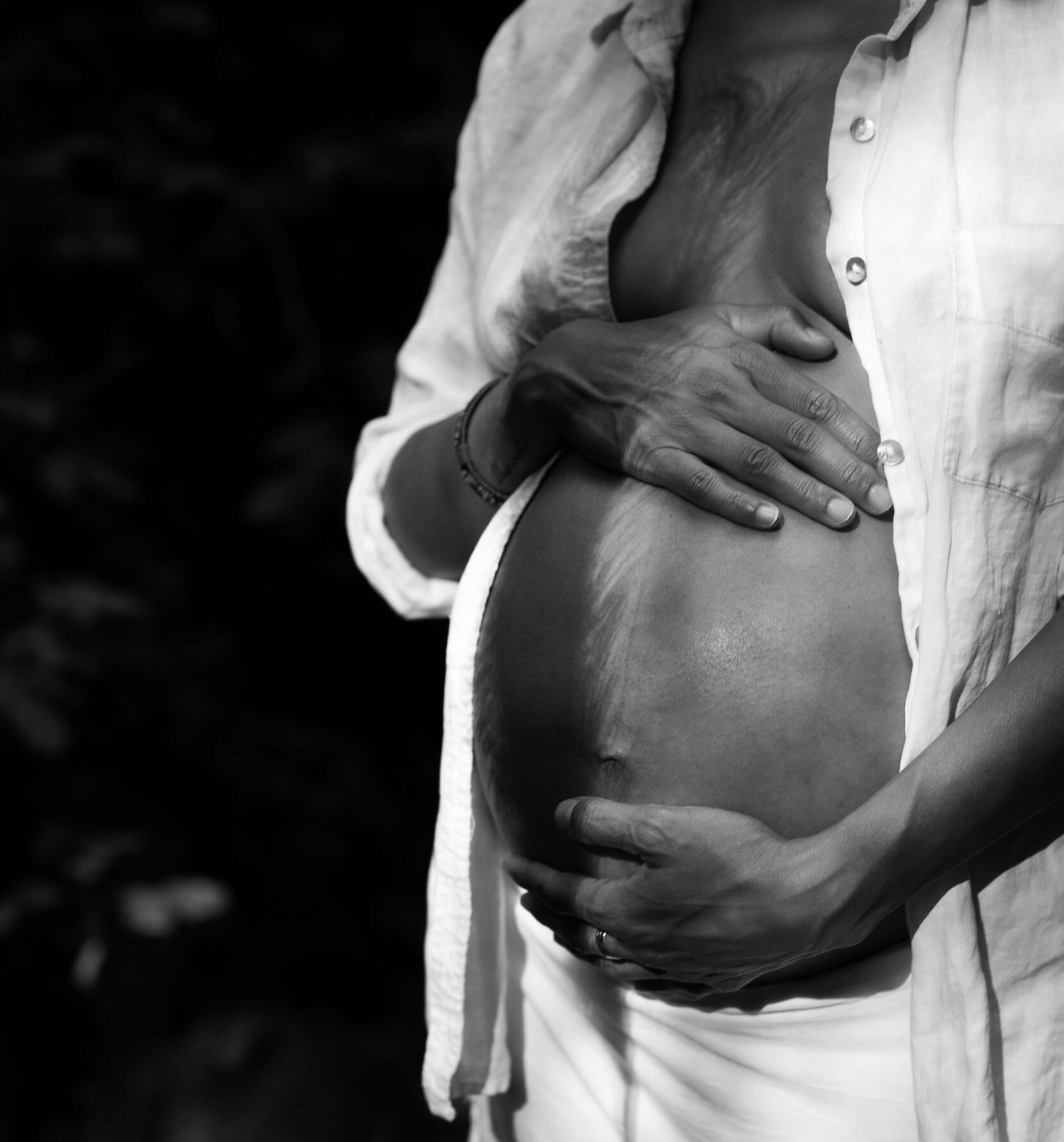 pregnant moms support network postpartum doula services supporting moms and babies in santa cruz